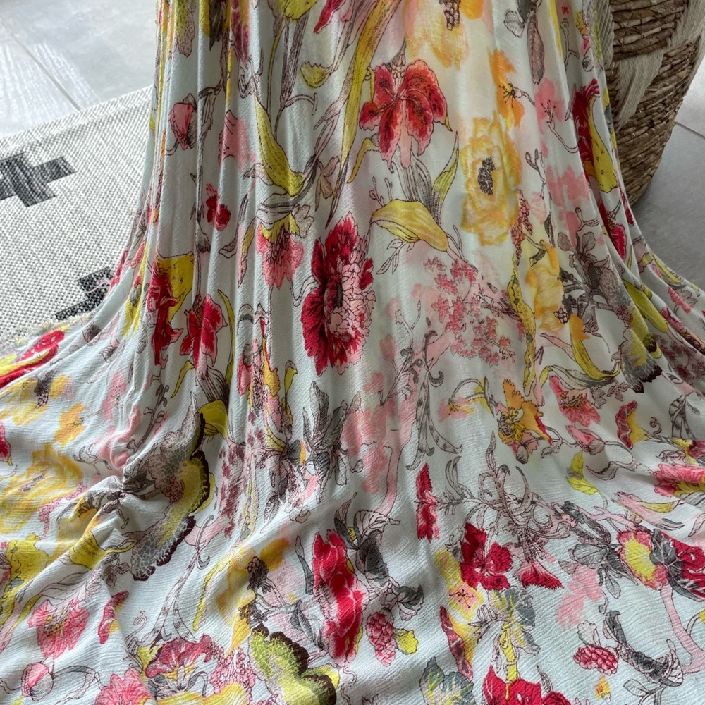 Floral Maxi Dress - Picture 4 of 5